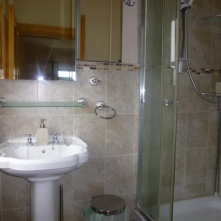 Guest house Tulloch 3*